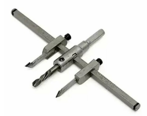 сверло балеринка с двумя подвижными резцами