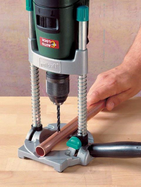 02_Сверление цилиндрической заготовки с применением приставки.jpg