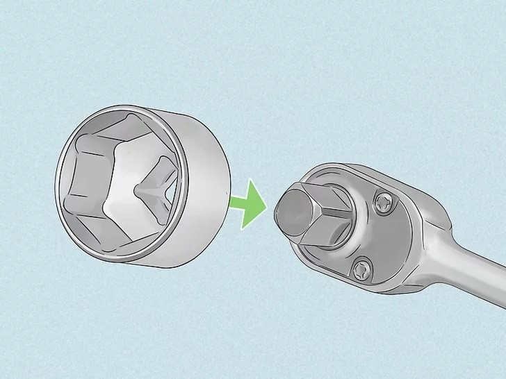 установите на головку ключа 