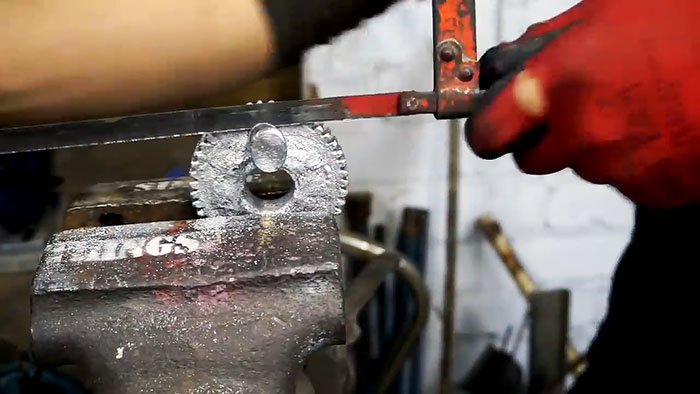 Спиливание элемента в форме заливочной раковины