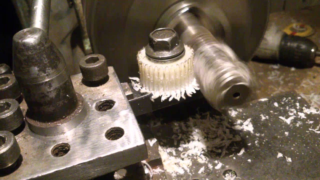 Обработка шестерни на токарном станке