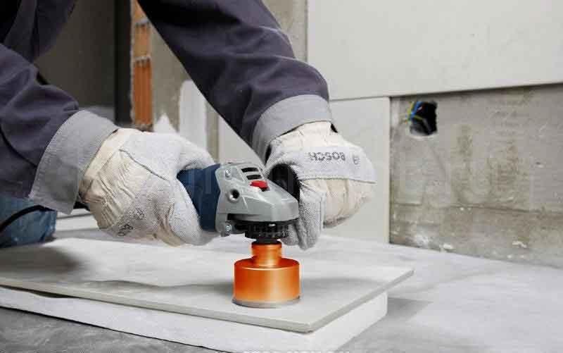 Сверление кафеля алмазной коронкой