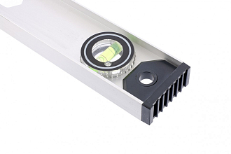 Уровень алюминиевый "Рельс", 600 мм, 3 глазка (1 поворотный) Matrix - фото 2