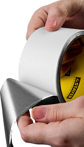 Фото 1 товара Лента алюминиевая самоклеящаяся (скотч) STAYER 50 мм х 10 м, до 120 °С, 12268-50-10