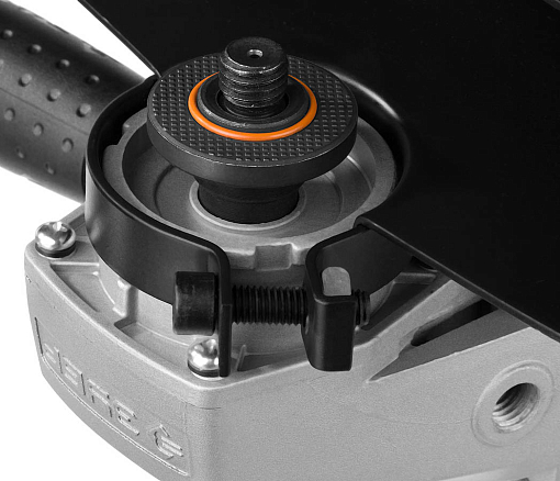 Фото 2 товара ЗУБР 1800 Вт, 180*22,2мм, углошлифовальная машина (болгарка) УШМ-180-1800 ПМ3 Мастер