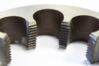 Плашка М 16х2.0 6e - фото 2