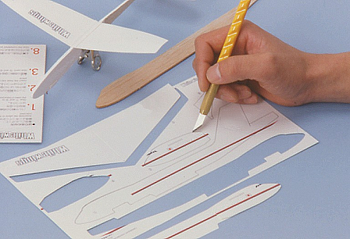 Фото 1 товара OLFA 6 мм, Нож с перовым лезвием OL-AK-1/5B