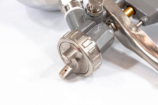 Фото 4 товара Краскораспылитель пневм. с верхним бачком V 0,6 л, сопло D 1.2, 1.5 и 1.8 мм Matrix