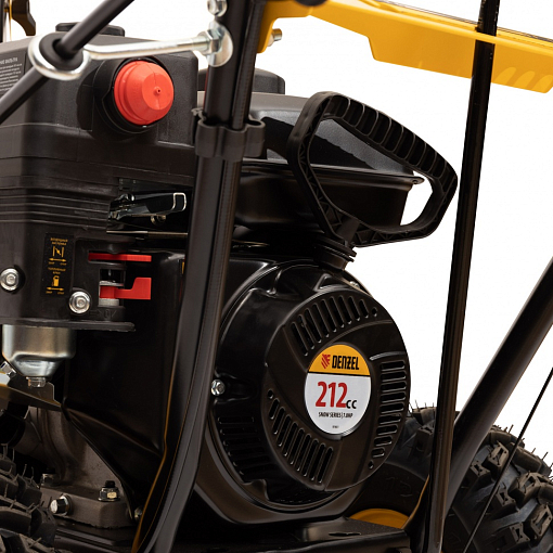 Фото 3 товара Бензиновая снегоуборочная машина SB 560, 212 cc, ручной старт Denzel