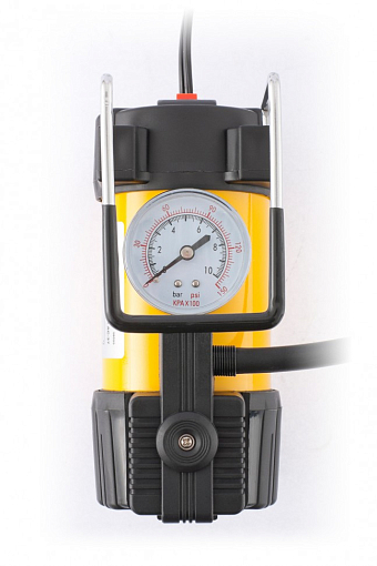 Фото 1 товара Компрессор автомобильный AC-37, 12 В, 7 атм, 37 л/мин, автомобильный предохранитель Denzel