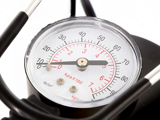 Фото 1 товара Компрессор автомобильный DС-20,12 В, 7 атм, 35 л/мин Denzel